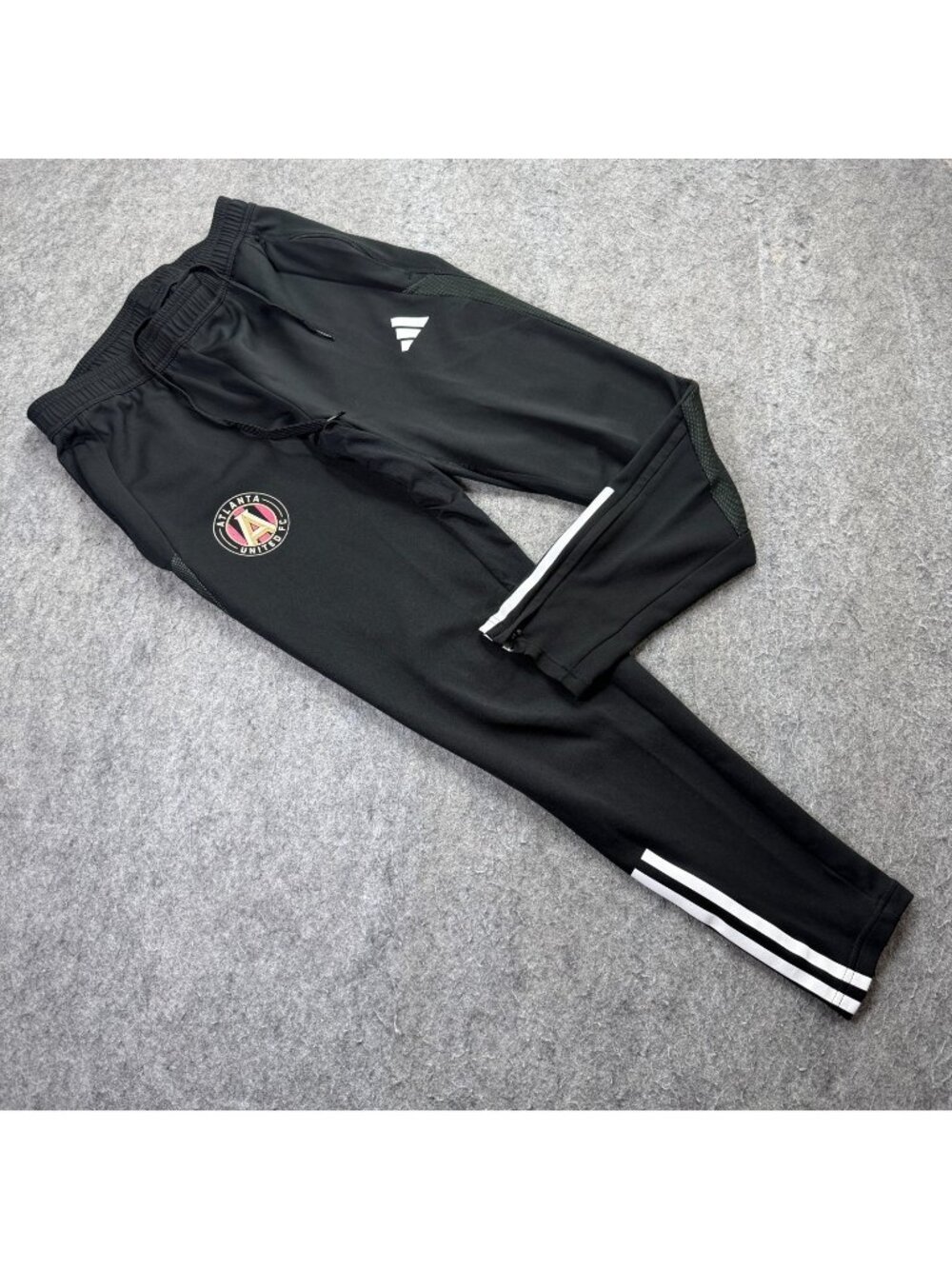 Atlanta United Adidas Soccer Tiro 23 Pants Men M Black White Stripe Slim Fit 28"
